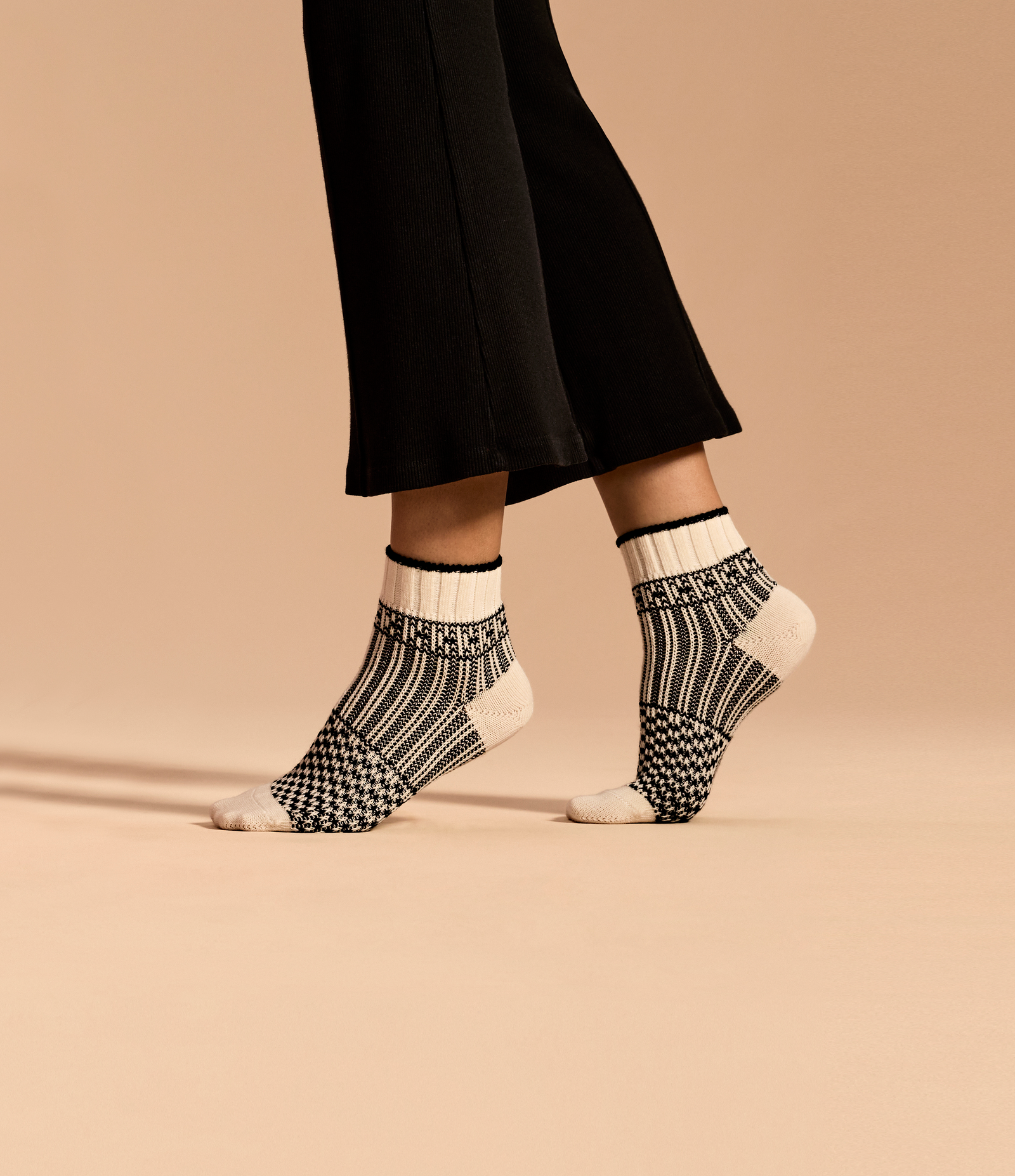 Merino Wool Blend Sweater Socks - Black Ivory [9791][LIFESTYLE]