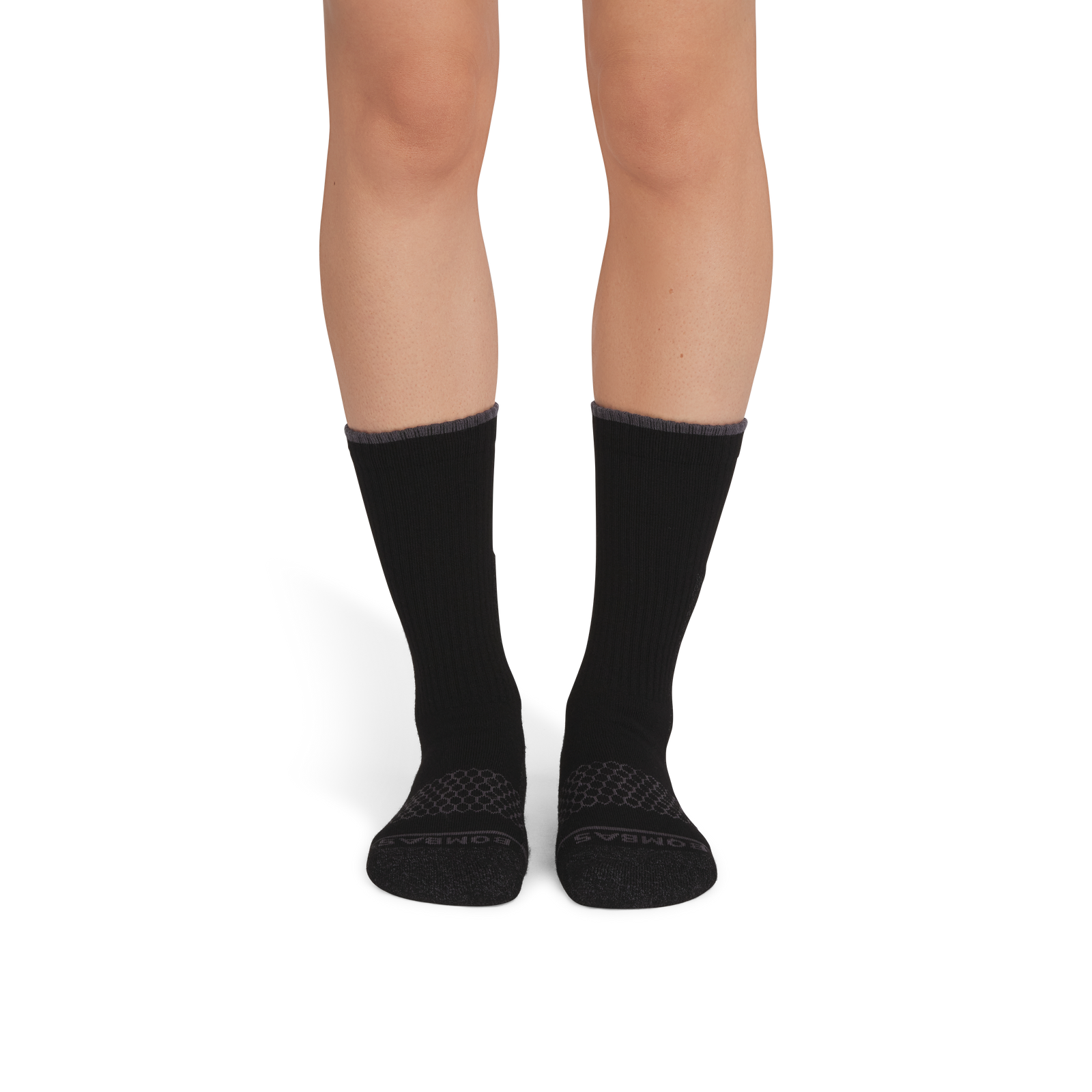 official-bombas::9808-black-charcoal-adult-female-onmodel-2-transparent.png